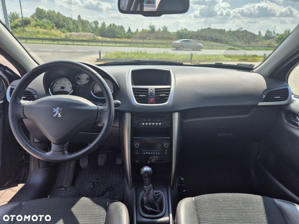 Peugeot 207 1.6 Premium - 7