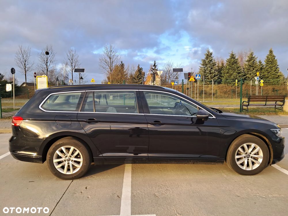 Volkswagen Passat Variant 2.0 TDI EVO Business DSG - 17