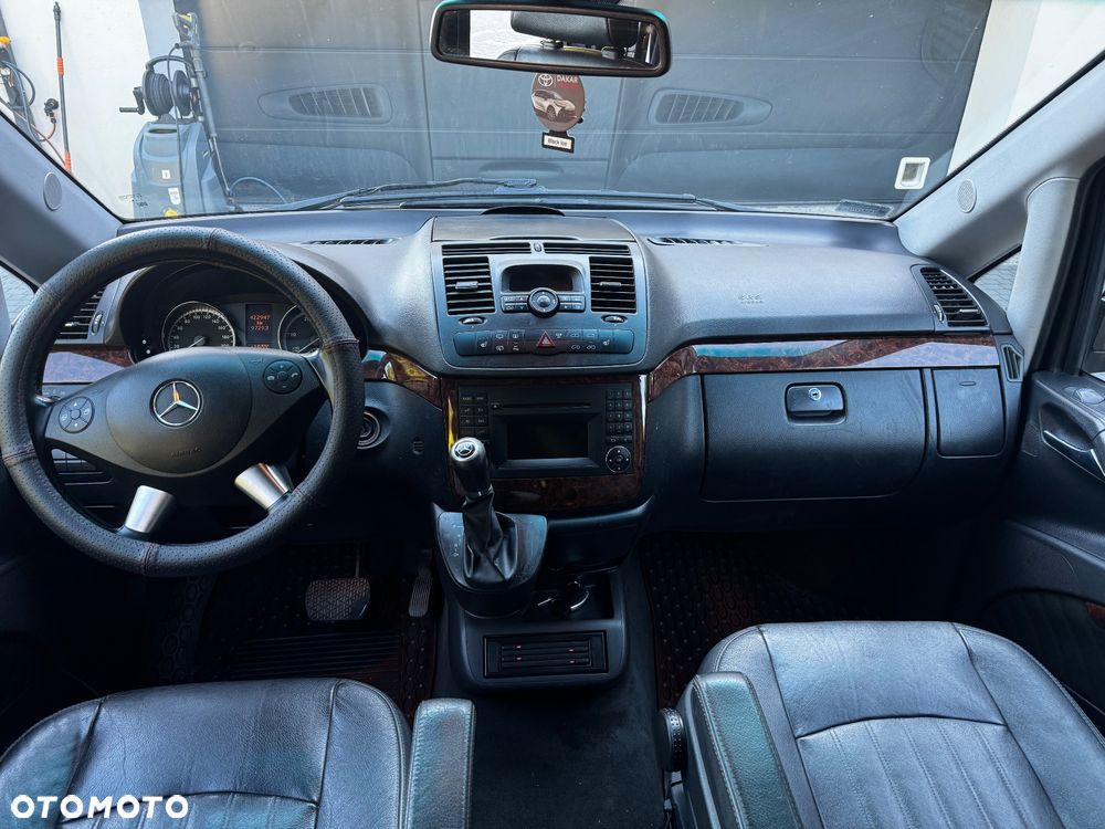 Mercedes-Benz Viano - 12