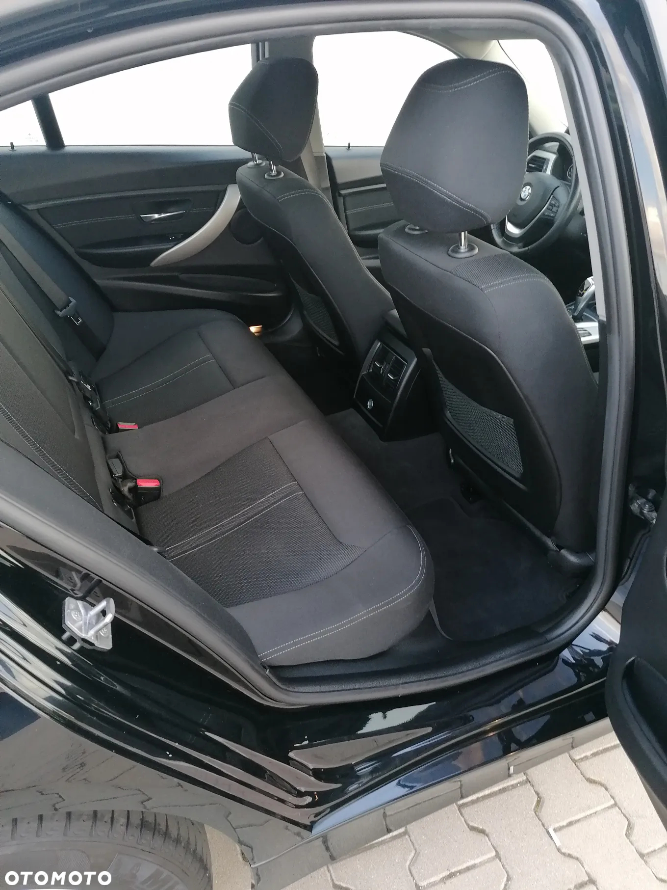 BMW Seria 3 318i Advantage - 23