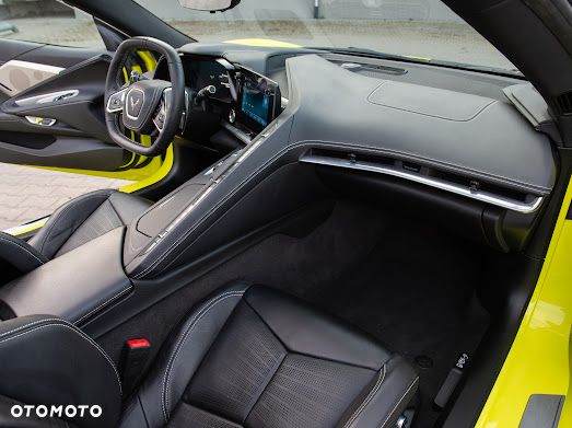 Chevrolet Corvette - 26