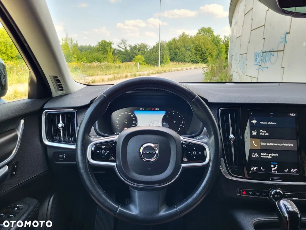 Volvo V90 Cross Country - 10