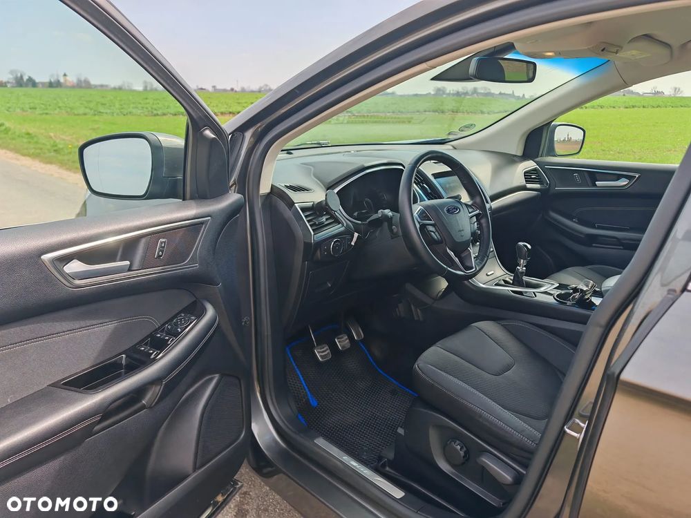 Ford Edge 2.0 TDCi 4WD Titanium - 8