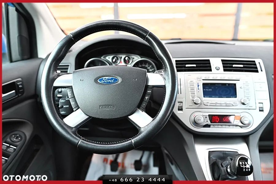 Ford Kuga 2.0 TDCi 2x4 Titanium - 20