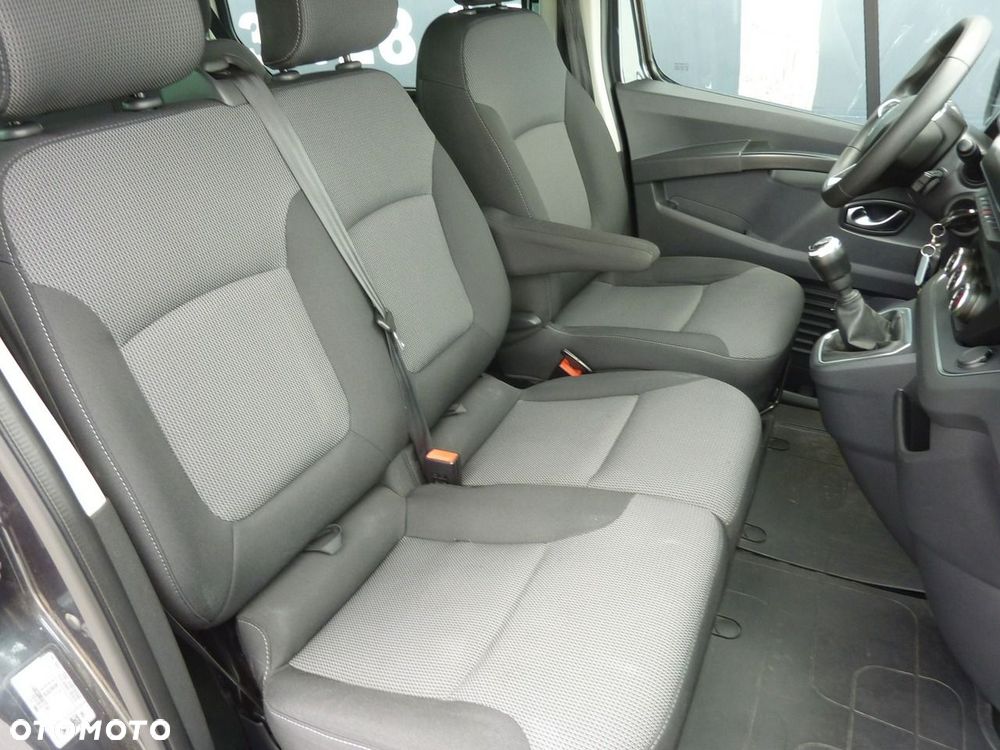 Renault Trafic - 16