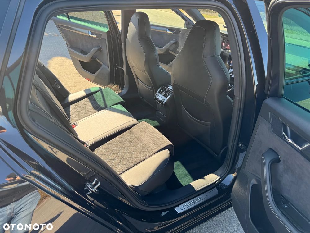 Skoda Superb 2.0 TDI 4x4 DSG Sportline - 15