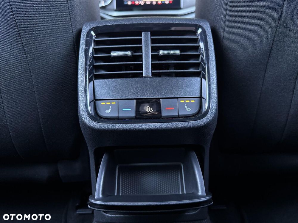 Skoda Octavia 2.0 TDI RS DSG - 15