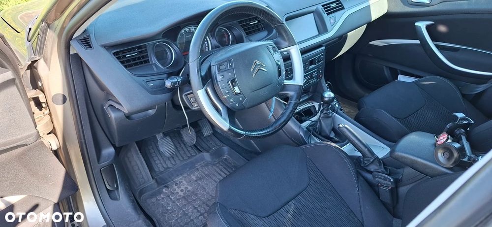 Citroën C5 2.0 HDi Attraction - 10