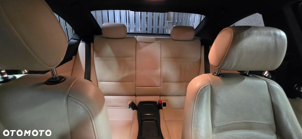 BMW Seria 3 330d xDrive - 30