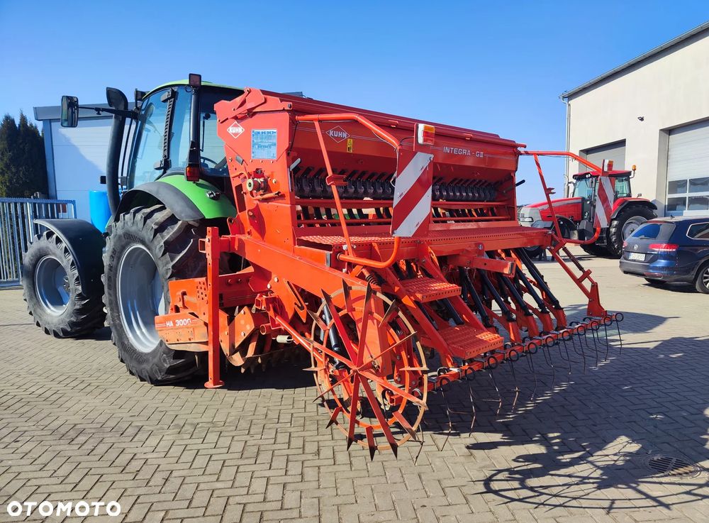 Kuhn Integra GII + HA3000 - 1