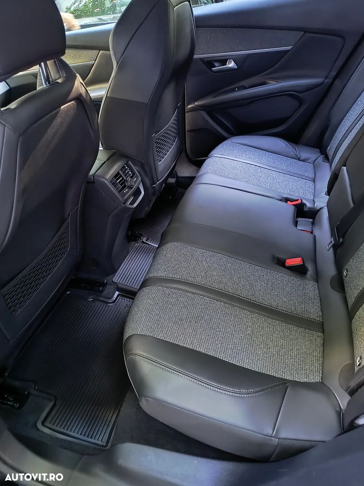 Peugeot 3008 1.2 PureTech Turbo S&S Allure - 3