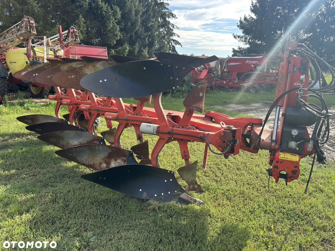 Kuhn pług 6 skibowy obrotowy Kuhn 5 + 1 vari master 182 - 8