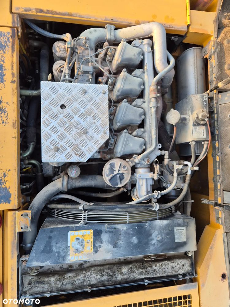 Liebherr A904 - 8