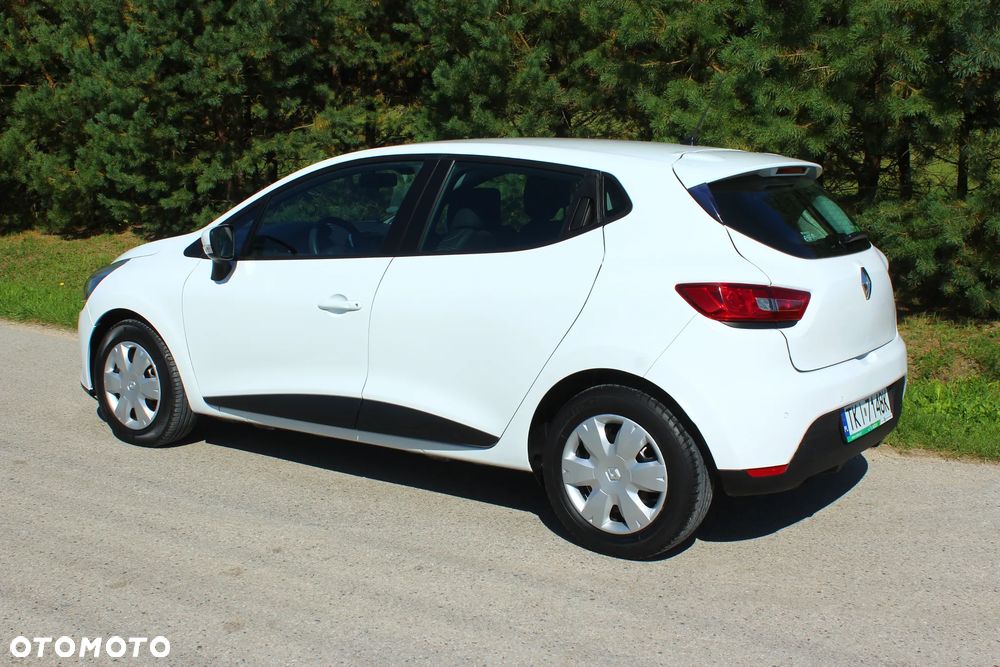 Renault Clio - 8