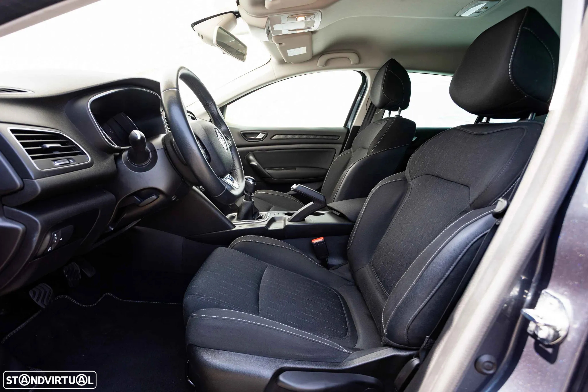 Renault Mégane Sport Tourer 1.5 Blue dCi Limited C/PM+Pneu - 32