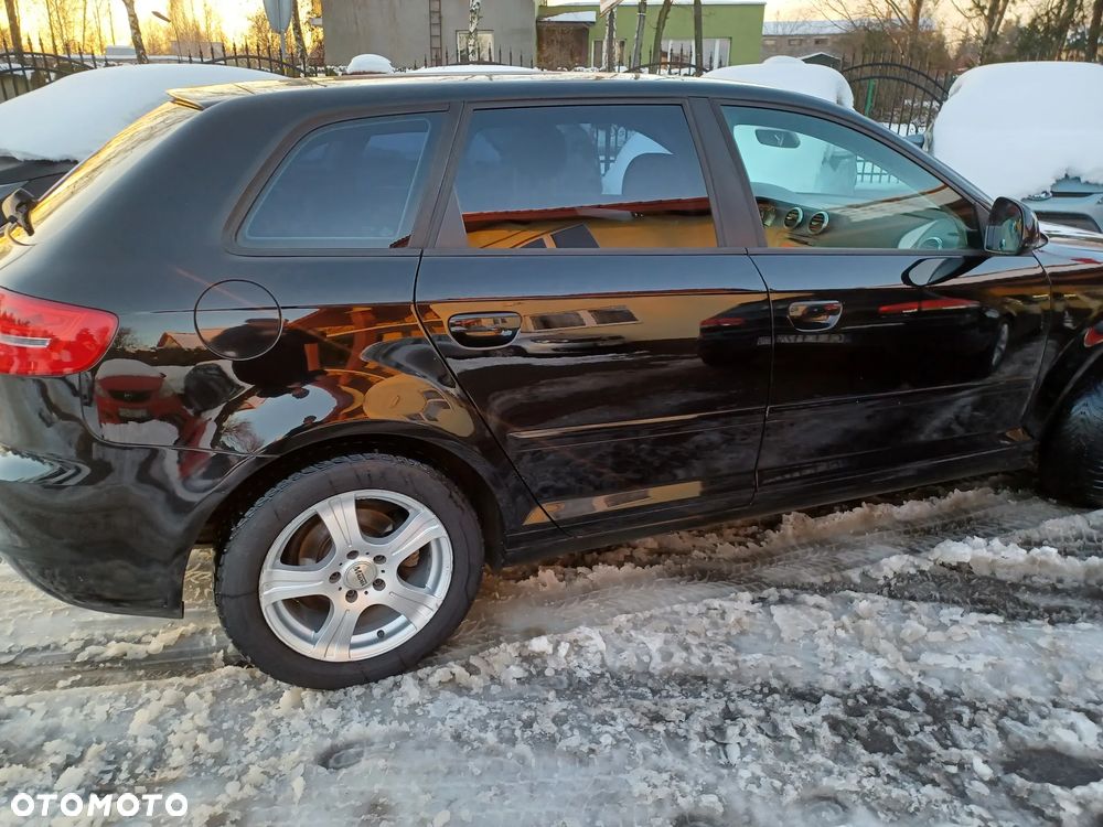 Audi A3 Sportback 1.6 Ambition - 19