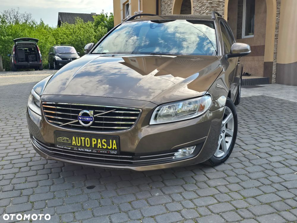 Volvo V70 D4 Geartronic Summum - 4