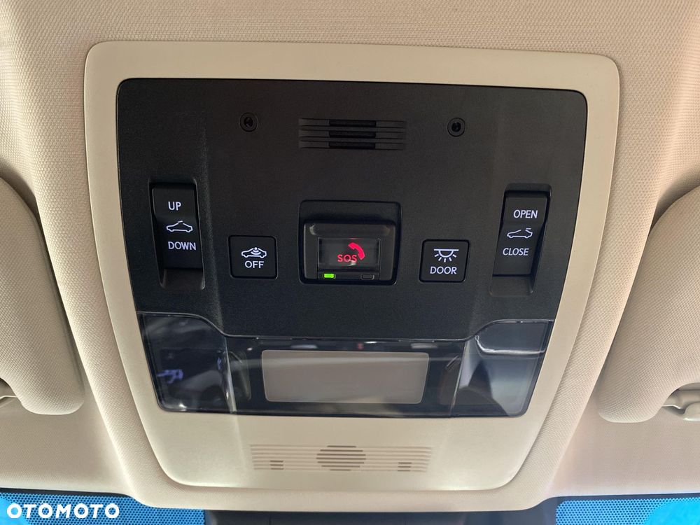 Lexus ES 300h Business Edition - 19