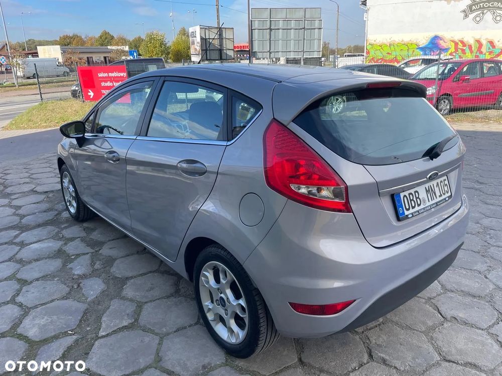 Ford Fiesta 1.6 Titanium - 5