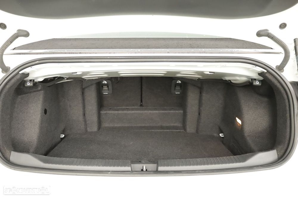 VW T-Roc Cabrio 1.5 TSI R-Line DSG - 24