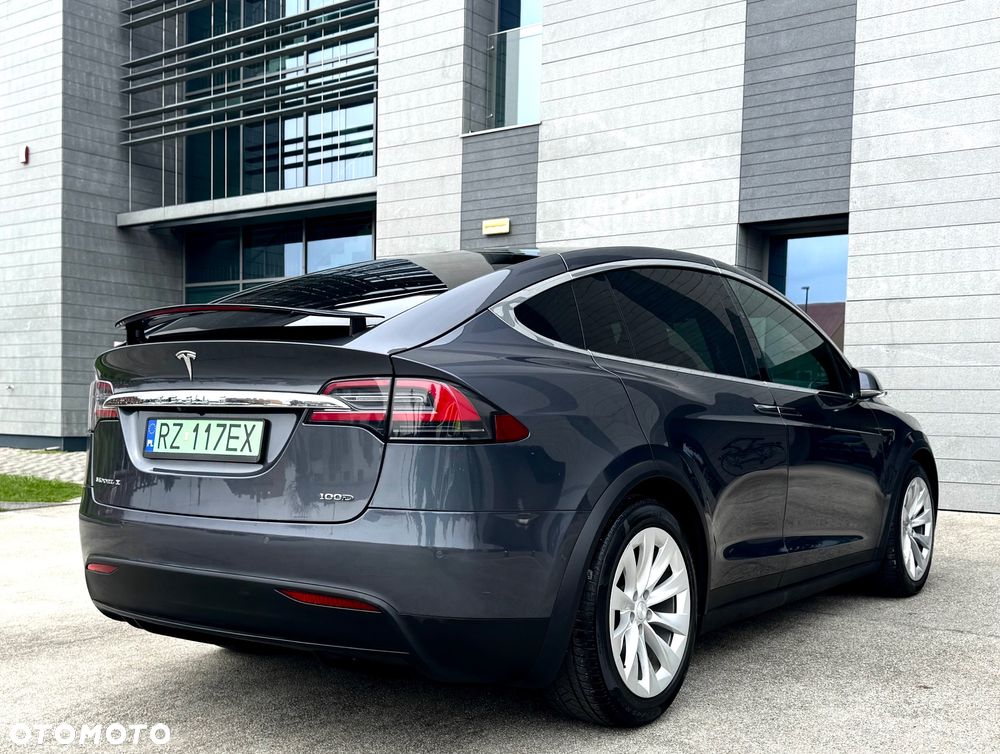 Tesla Model X Long Range Plus - 7
