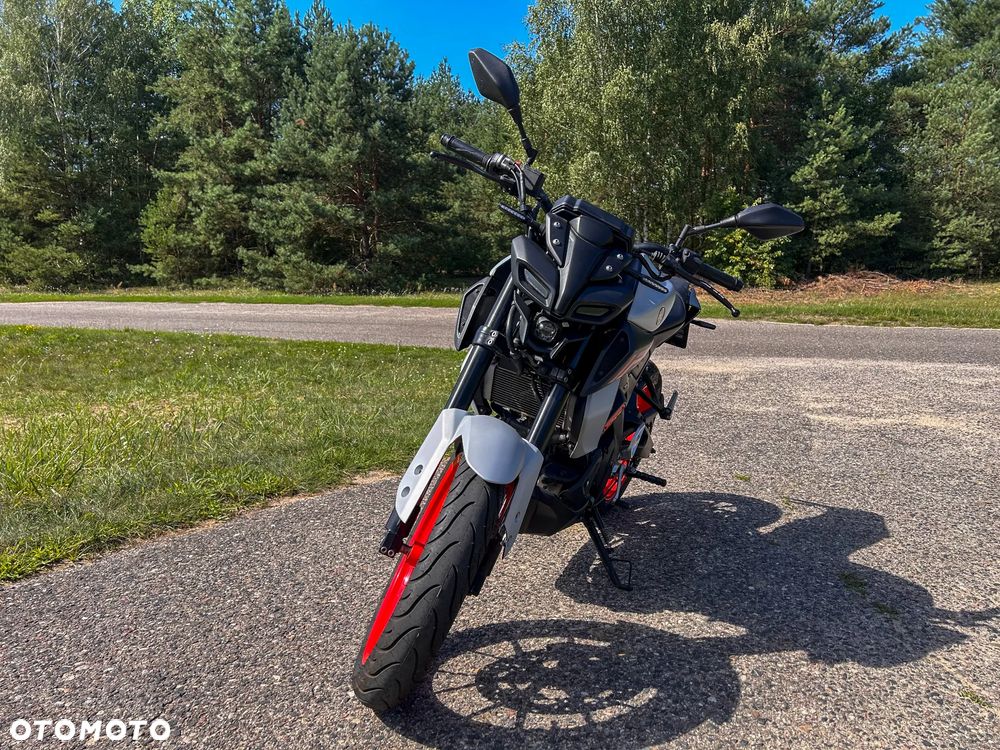Yamaha MT - 4