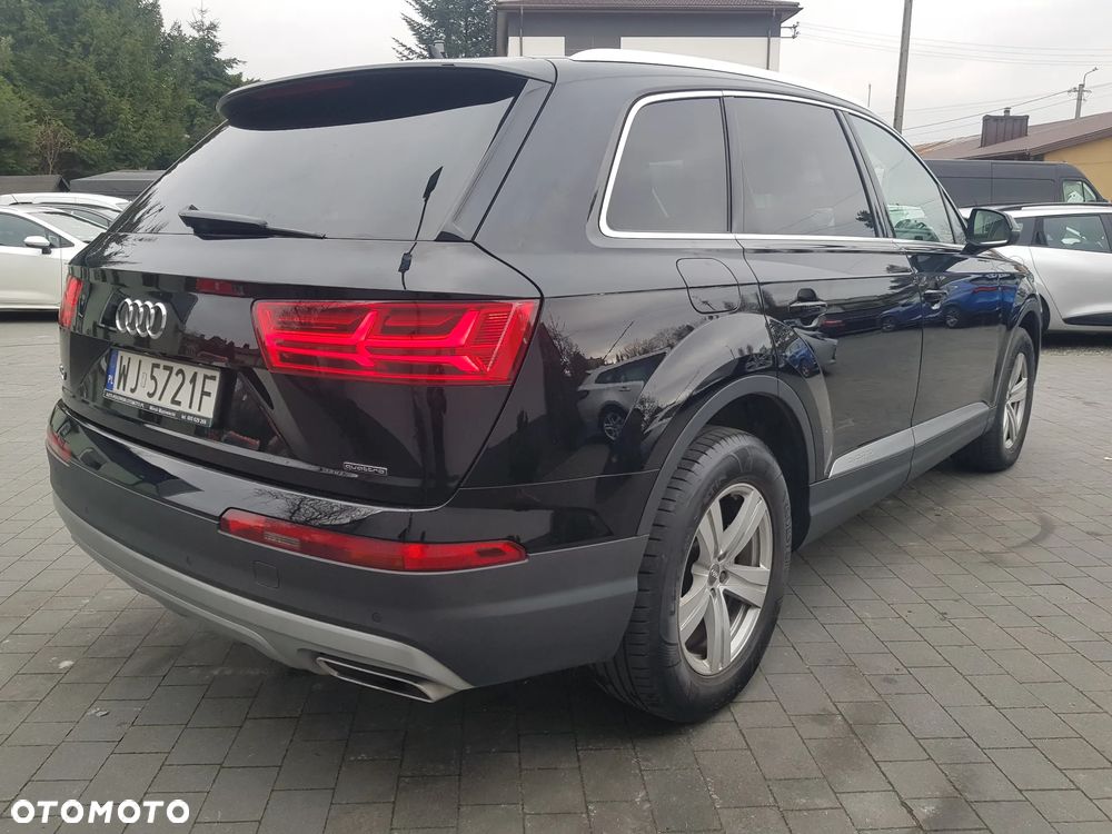 Audi Q7 - 7