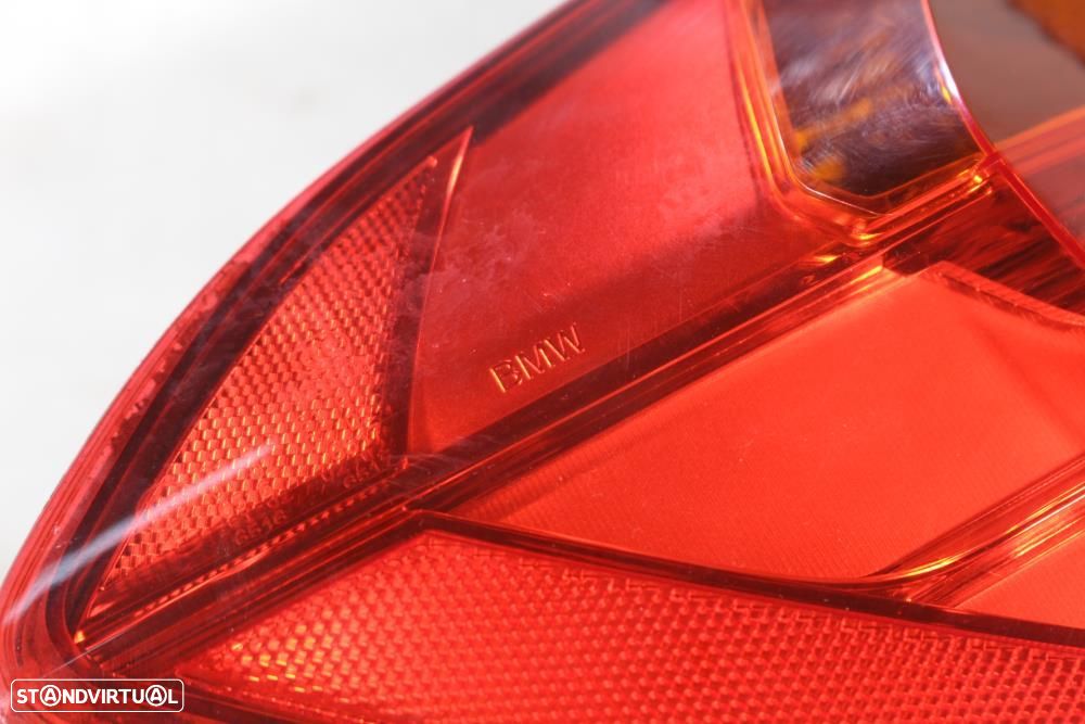 Farolim Esquerdo Bmw 3 (F30, F80)  63217259893 / 7259893 / Condutor Ch - 4