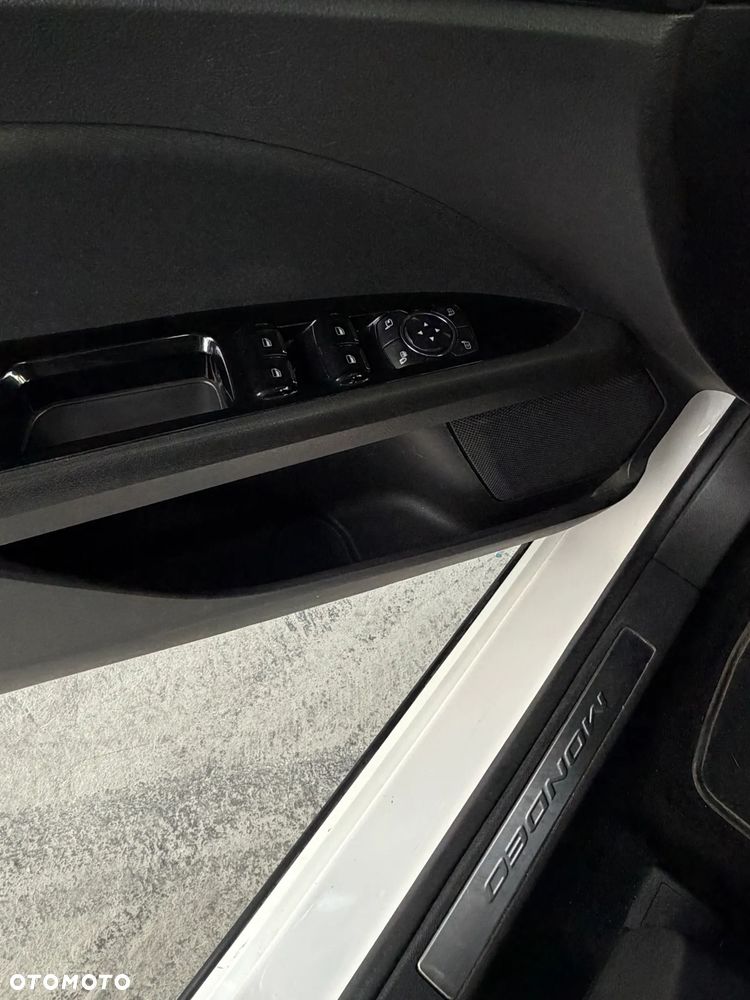 Ford Mondeo 2.0 EcoBlue Titanium - 27