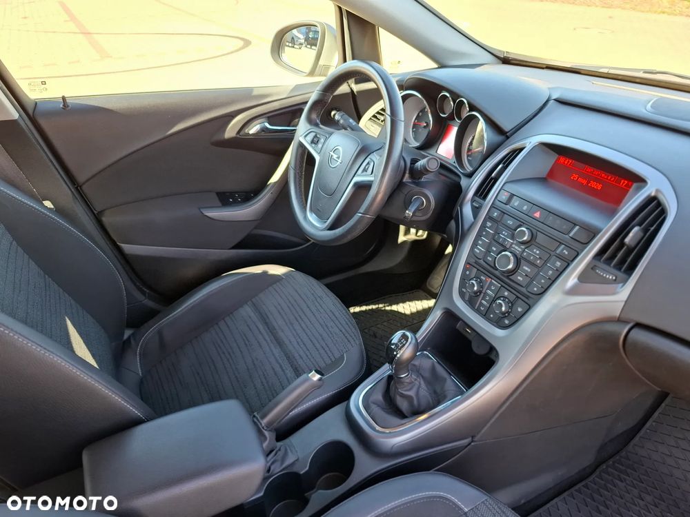 Opel Astra 1.4 T Executive EU6 - 8