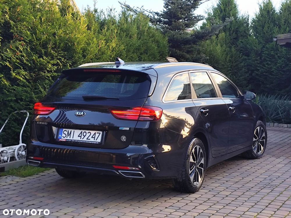 Kia Ceed 1.6 GDI PHEV XL DCT - 32