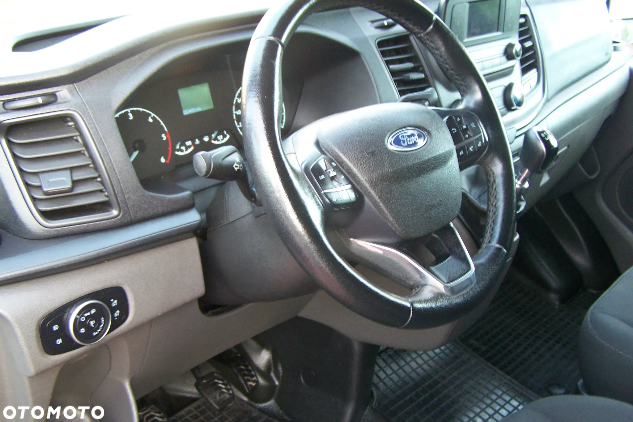 Ford Transit Custom Kombi-Van 340 L2H1 Trend - 9