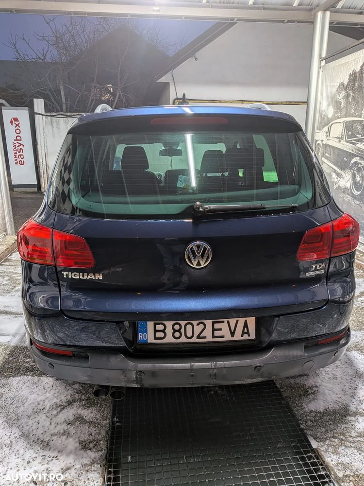 Volkswagen Tiguan 2.0 TDI DPF BlueMotion Technology Trend & Fun - 11