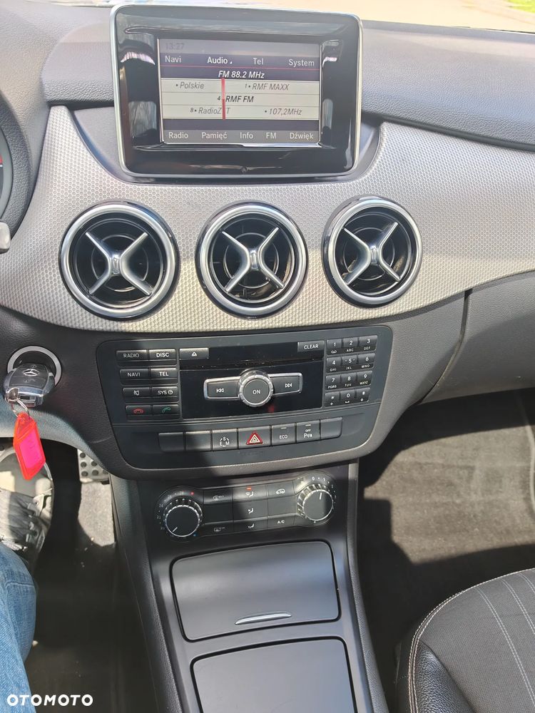 Mercedes-Benz Klasa B 180 CDI 7G-DCT - 34