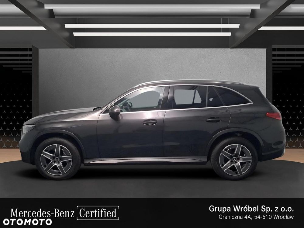 Mercedes-Benz GLC 300 e 4-Matic - 3