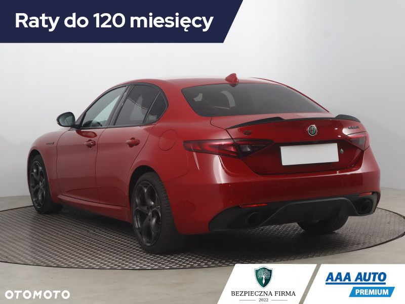 Alfa Romeo Giulia - 5