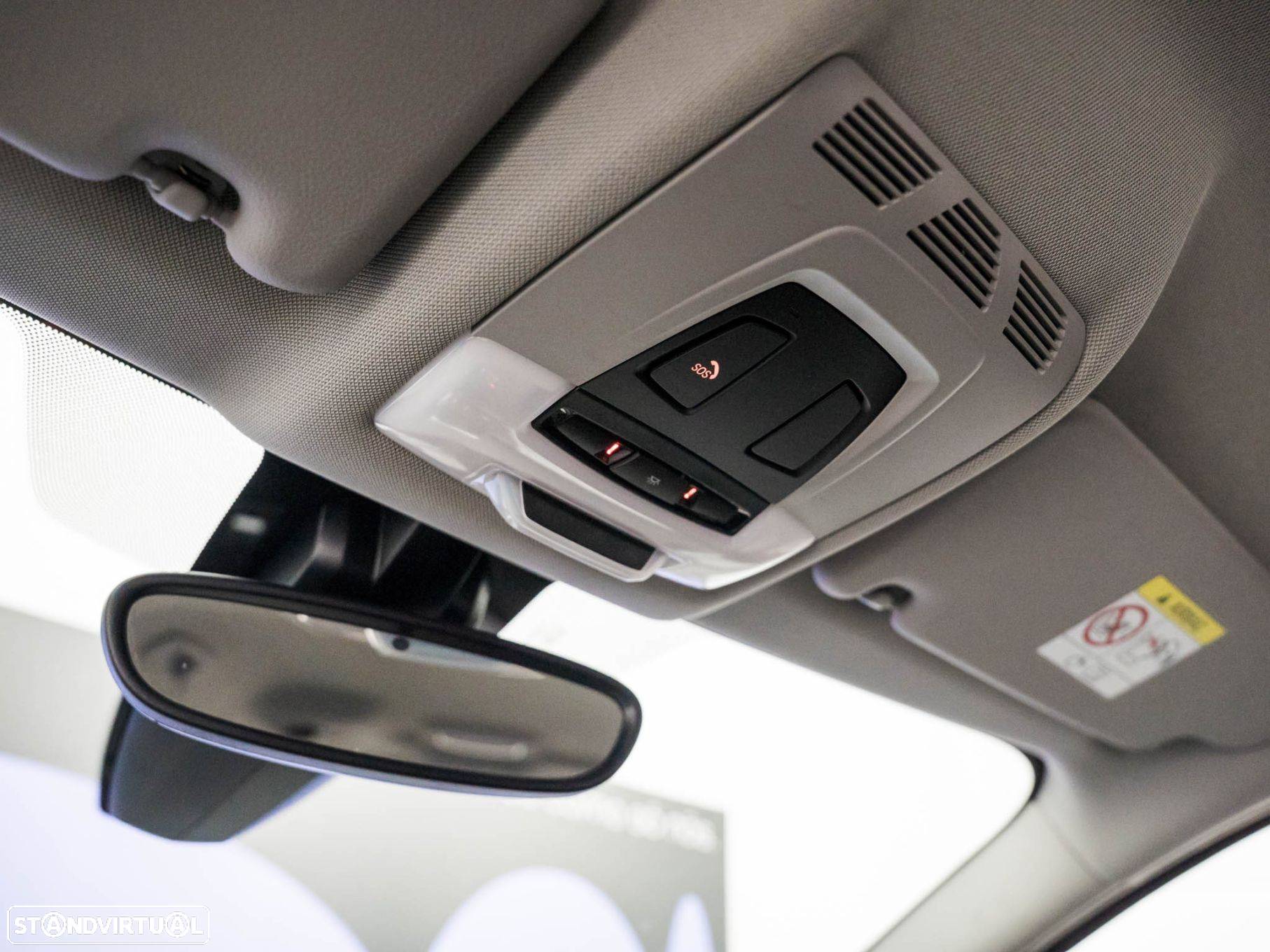 BMW 216 Gran Tourer d Auto - 33