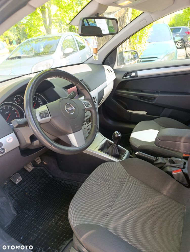 Opel Astra 1.6 Edition - 9