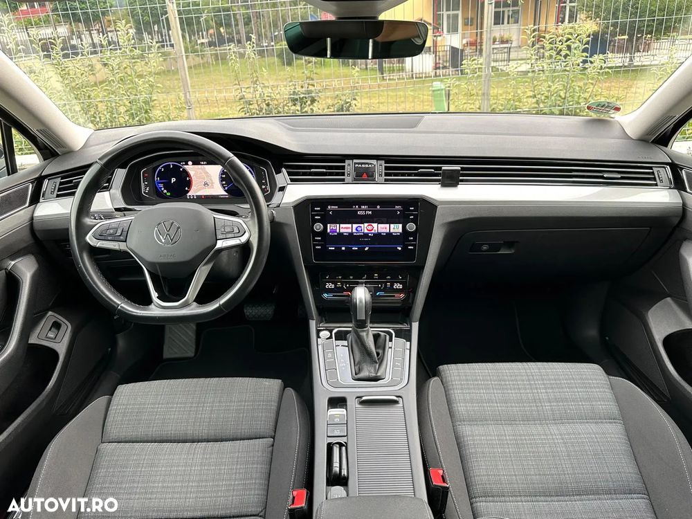 Volkswagen Passat - 9