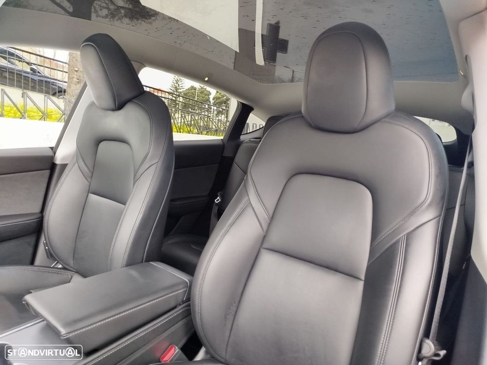 Tesla Model Y Tração Traseira - 29