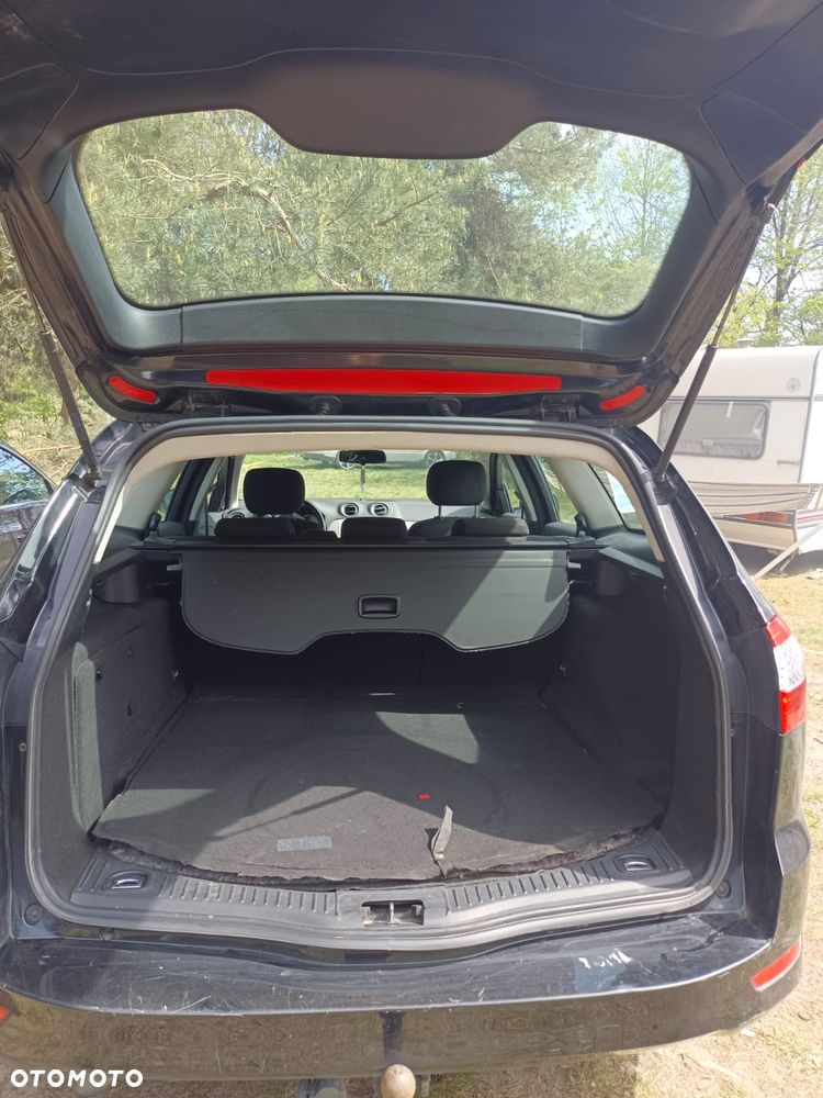 Ford Mondeo 2.0 TDCi Titanium - 4