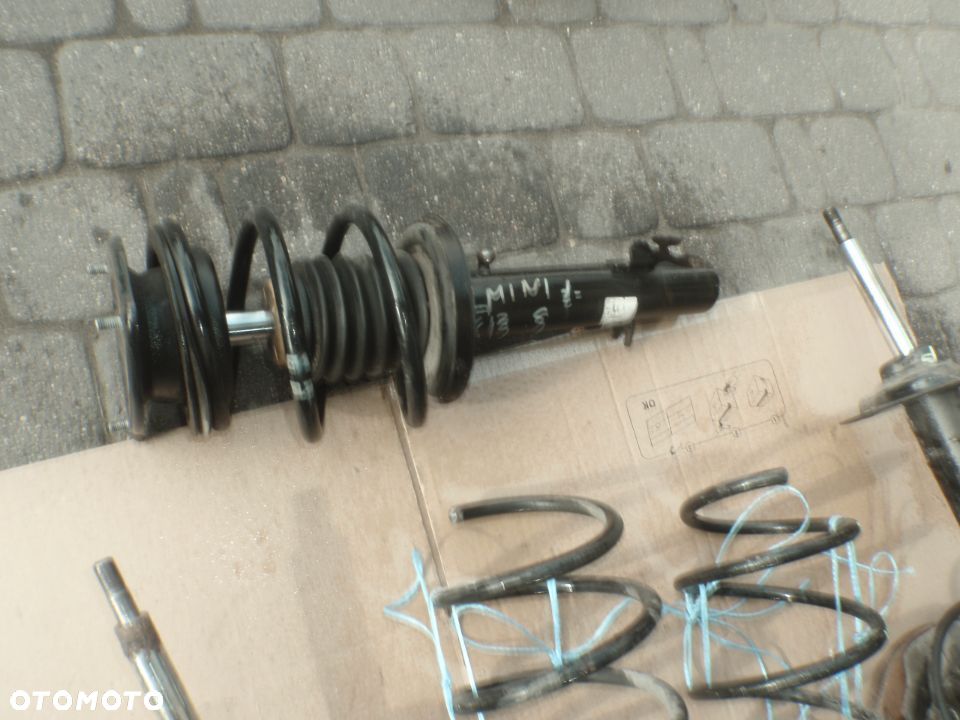 amortyzator sprężyna poduszka łożysko guma odbój mini cooper R50 R51 R52 R53   jak nowe - 9