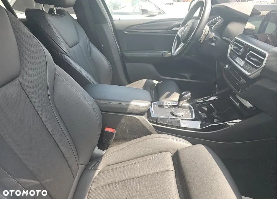 BMW X3 xDrive30i M Sport Edition - 7