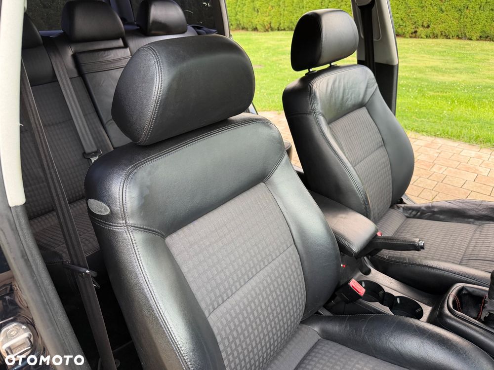 Volkswagen Passat 1.8 5V Turbo Comfortline - 8