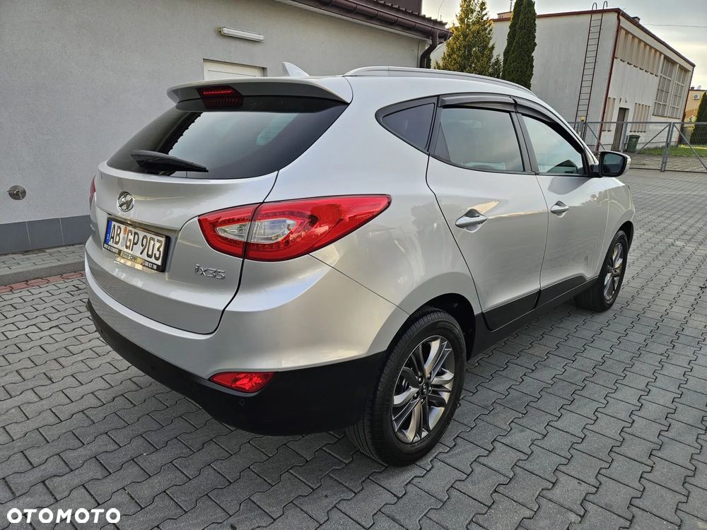 Hyundai ix35 1.6 2WD Fifa World Cup Edition - 5