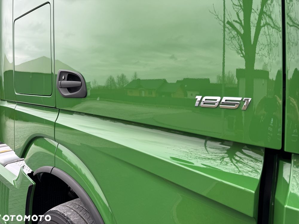 Mercedes-Benz ACTROS 1851 GIGA SPACE / ACC /SALONKA / NAVIGACJA / DWA ŁÓŻKA - 24