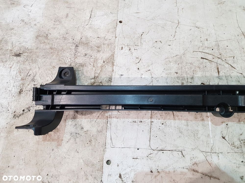 szyna prowadnica podłogi bagażnika lewa 31271583 volvo xc60 i 3.2b eu 12r - 2
