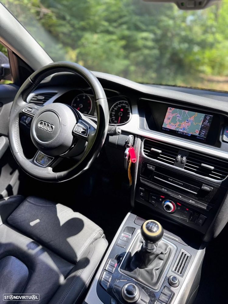 Audi A4 Avant 2.0 TDI Business Line Sport - 21