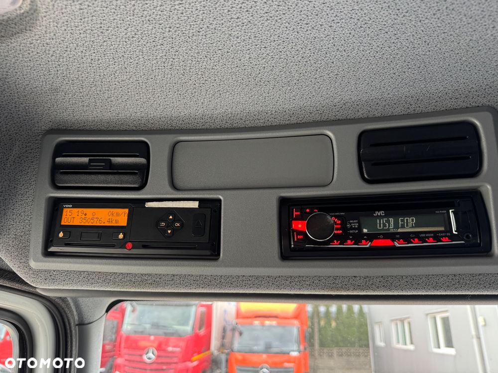 Mercedes-Benz ATEGO - 37