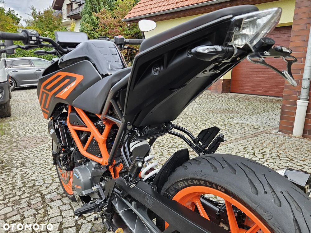 KTM Duke - 32